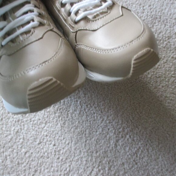 Rockport Sandy Sneakers Walking LIKE NEW Leather Womens Size 8.5 Shoes K59801 - Picture 12 of 13